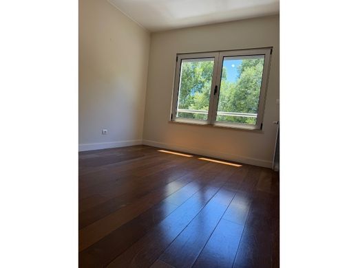 Appartement de luxe à vendre à Lisbon, 750 000 €, Photo 3