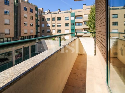 Appartement de luxe à vendre à Porto, 600 000 €, Photo 3