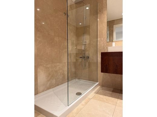 Appartement de luxe à vendre à Lisbon, 750 000 €, Photo 4