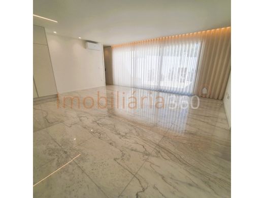 Maison de luxe à vendre à Matosinhos, 535 000 €, Photo 4