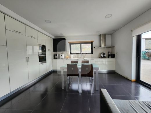 Maison de luxe à vendre à Vila Real, 500 000 €, Photo 5