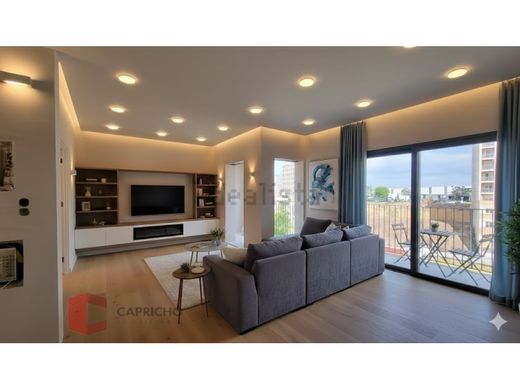 Luxury Apartment for sale in Seixal, 425 000 €, Photo 6