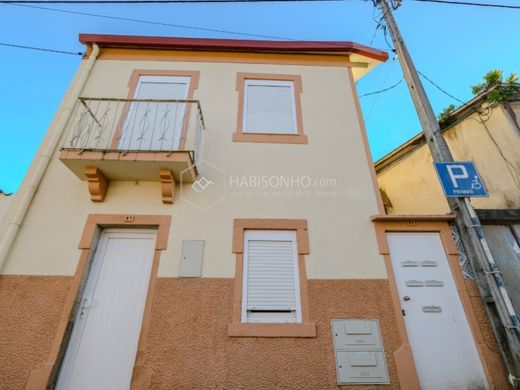 Maison de luxe à vendre à Gondomar, 550 000 €, Photo 2