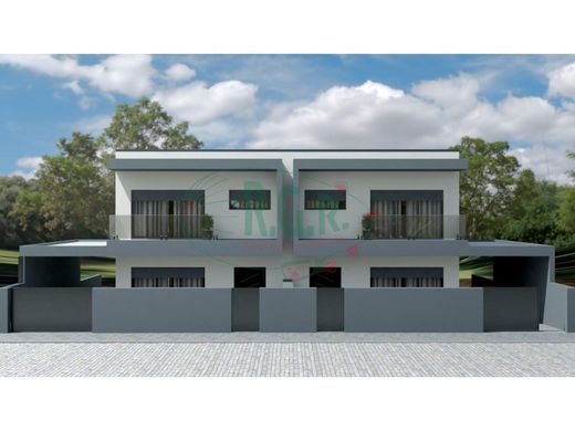 Maison de luxe à vendre à Gondomar, 620 000 €, Photo 2