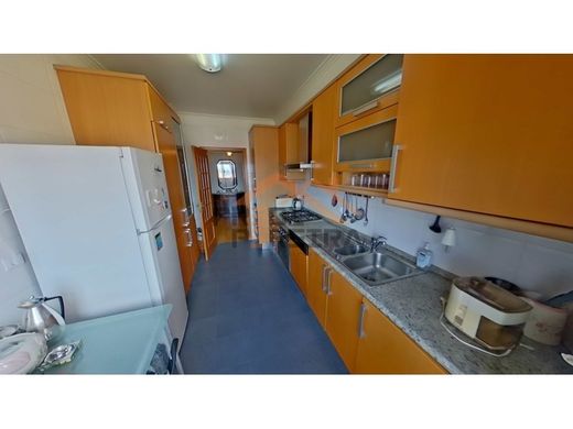 Appartement de luxe à vendre à Odivelas, 434 500 €, Photo 2