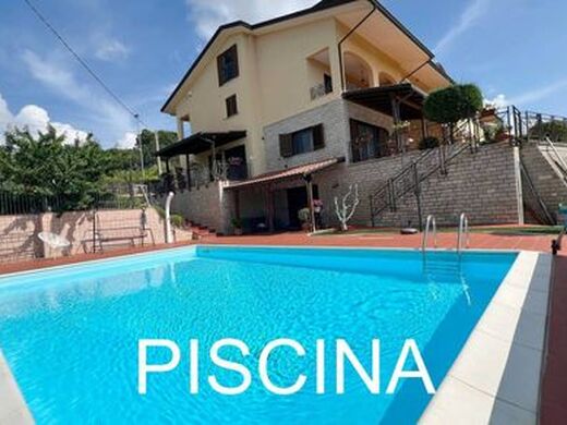 Luxury House for sale in Perugia, 850 000 €, Photo 2