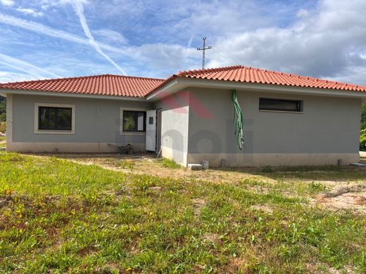 Maison de luxe à vendre à Arcos de Valdevez, 435 000 €, Photo 3