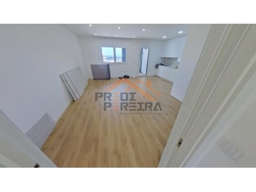 Luxury Apartment for sale in Loures, 485 000 €, Photo 3