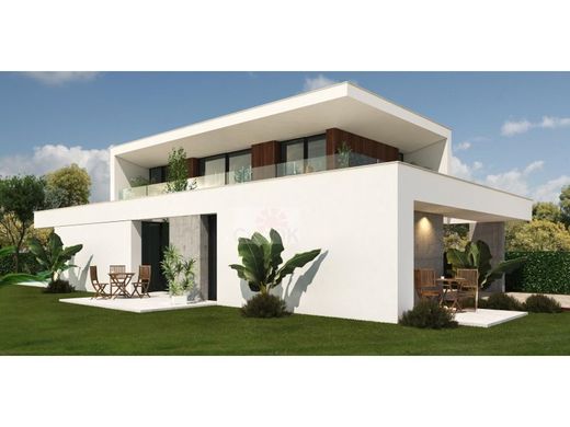 Luxury House for sale in Caldas Da Rainha, 485 000 €, Photo 4