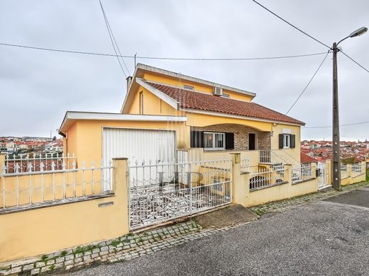 Luxury House for sale in Oeiras, 750 000 €, Photo 4