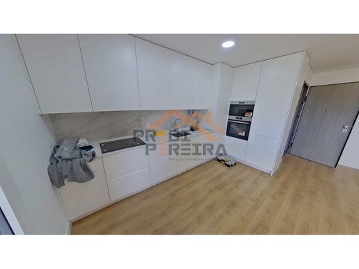 Luxury Apartment for sale in Loures, 485 000 €, Photo 4