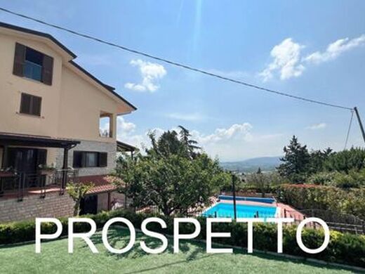 Luxury House for sale in Perugia, 850 000 €, Photo 4