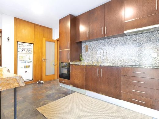 Luxury House for sale in Valongo, 550 000 €, Photo 5