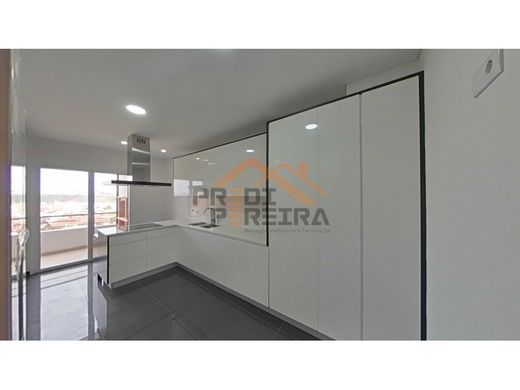 Appartement de luxe à vendre à Odivelas, 995 000 €, Photo 7