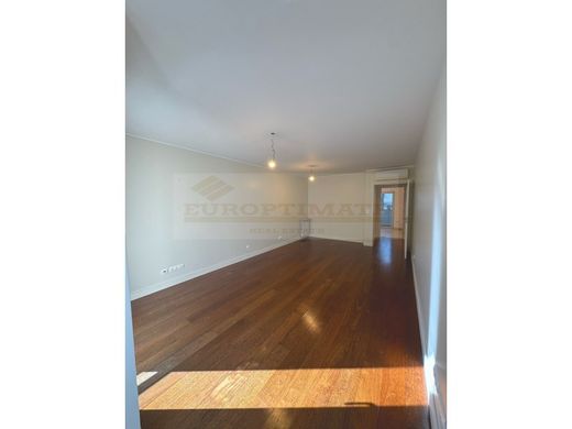 Appartement de luxe à vendre à Lisbon, 750 000 €, Photo 1