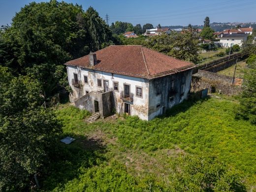Maison de luxe à vendre à Oliveira de Azemeis, 850 000 €, Photo 1