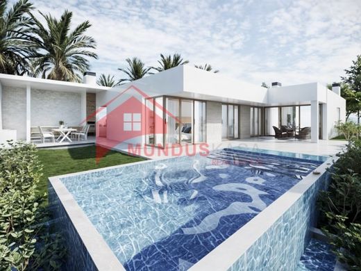 Luxury House for sale in Sesimbra, 625 000 €, Photo 1