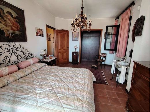 Maison de luxe à vendre à Ventimiglia, 1 100 000 €, Photo 2
