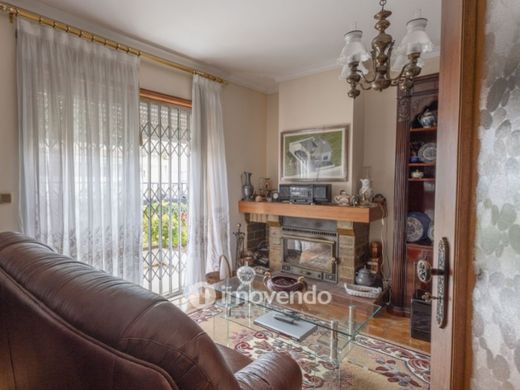 Luxury House for sale in Maia, 520 000 €, Photo 2