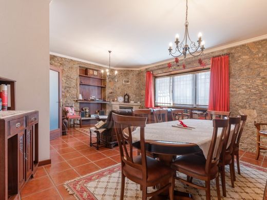 Maison de luxe à vendre à Oliveira de Azemeis, 525 000 €, Photo 3
