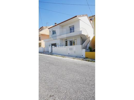 Luxury House for sale in Torres Vedras, 450 000 €, Photo 3