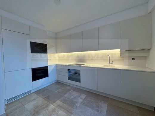 Appartement de luxe à vendre à Lisbon, 750 000 €, Photo 4