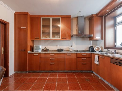 Maison de luxe à vendre à Oliveira de Azemeis, 525 000 €, Photo 6