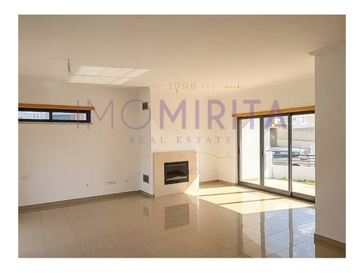 Maison de luxe à vendre à Almada, 695 000 €, Photo 3