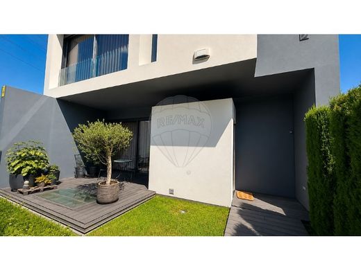 Maison de luxe à vendre à Maia, 750 000 €, Photo 3