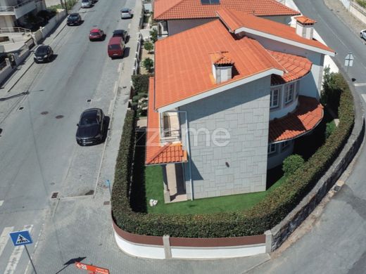 Maison de luxe à vendre à Vizela, 750 000 €, Photo 4