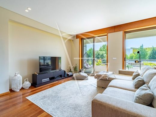 Luxury Apartment for sale in Maia, 497 000 €, Photo 5