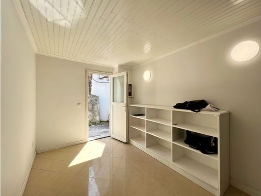 Maison de luxe à vendre à Lisbon, 555 000 €, Photo 6