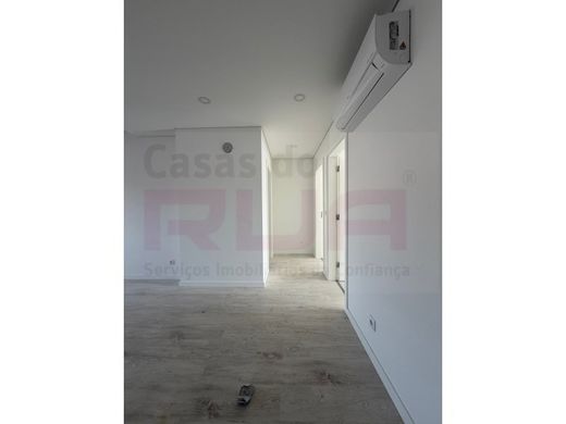Appartement de luxe à vendre à Seixal, 700 000 €, Photo 3