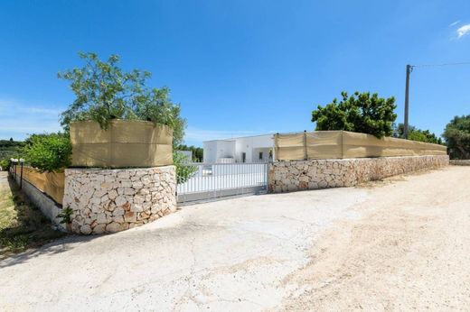 Luxury Apartment for sale in Ostuni, 950 000 €, Photo 3