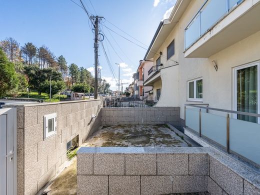 Luxury House for sale in Gondomar, 525 000 €, Photo 3