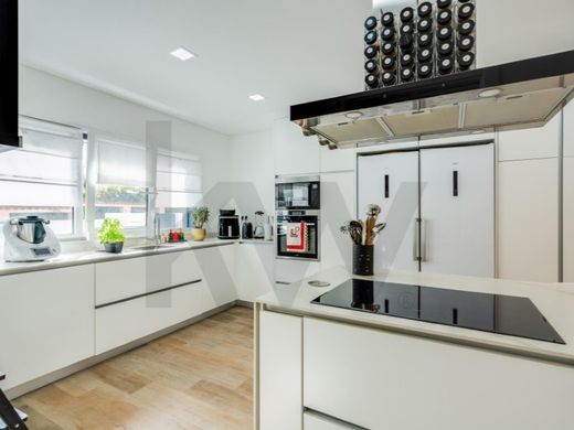 Maison de luxe à vendre à Sintra, 750 000 €, Photo 3