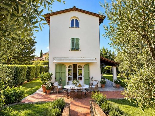 Maison de luxe à vendre à Lucca, 1 100 000 €, Photo 3