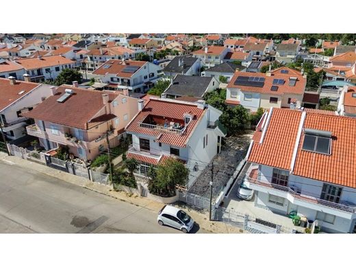 Luxury House for sale in Seixal, 450 000 €, Photo 3