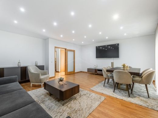 Luxury House for sale in Gondomar, 525 000 €, Photo 6