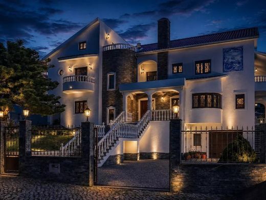 Maison de luxe à vendre à Sintra, 1 500 000 €, Photo 1