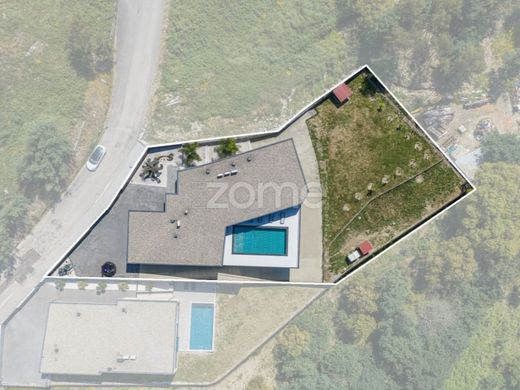 Maison de luxe à vendre à Guimarães, 799 000 €, Photo 2