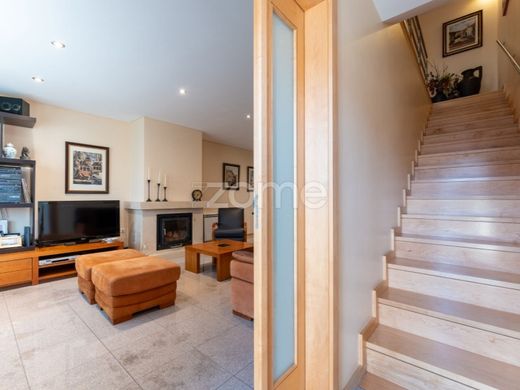Maison de luxe à vendre à Matosinhos, 540 000 €, Photo 3