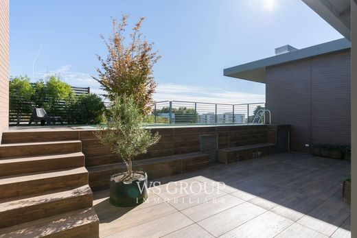 Appartement de luxe à vendre à Carate Brianza, 610 000 €, Photo 3
