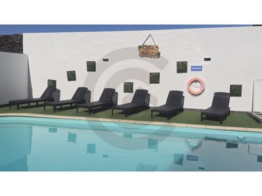 Maison de luxe à vendre à Ponta Delgada, 700 000 €, Photo 3