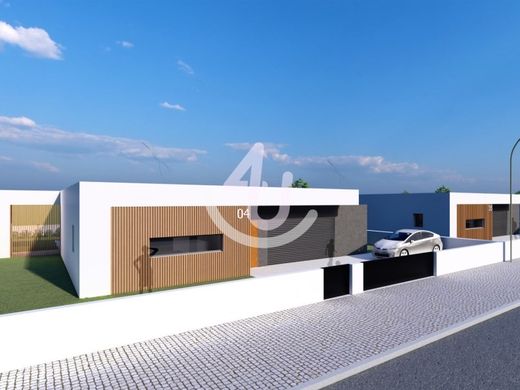 Maison de luxe à vendre à Caldas Da Rainha, 580 000 €, Photo 3