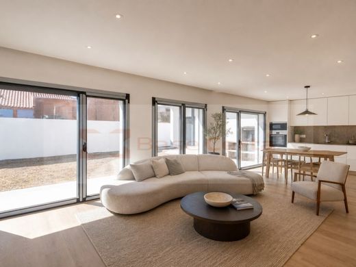 Luxury House for sale in Loures, 790 000 €, Photo 4