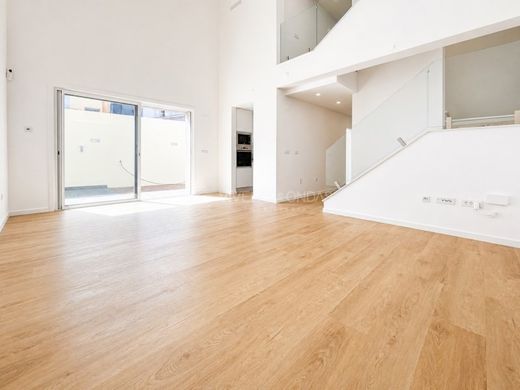 Maison de luxe à vendre à Almada, 750 000 €, Photo 5
