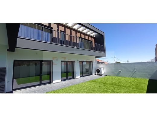 Maison de luxe à vendre à Loures, 790 000 €, Photo 5