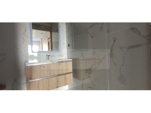 Luxury Apartment for sale in Vila Franca de Xira, 460 000 €, Photo 6