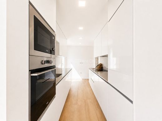 Maison de luxe à vendre à Almada, 750 000 €, Photo 7